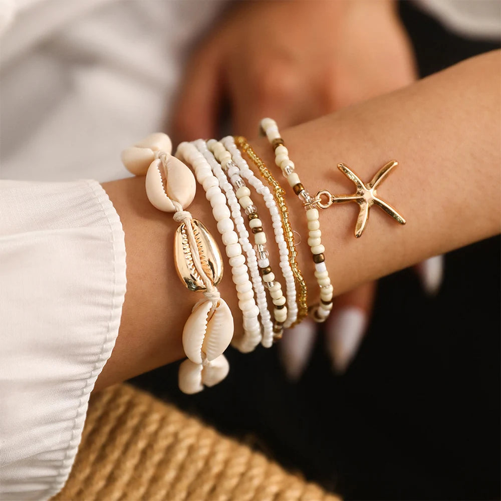 7 PCS Beach Style Shell Charms Rope Bracelet Seed Bead Strand Bracelet For Women Ocean Summer Stackable Bracelets