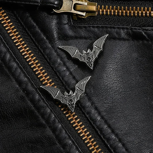 Vintage Bat Brooch – Halloween Jewelry Pin