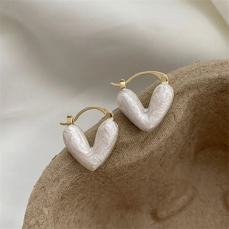 Kpop Heart Pendant Earrings for Women Korean Summer Trinket Jewelry Vacation Accessories Hip Hop French Enamel Earring