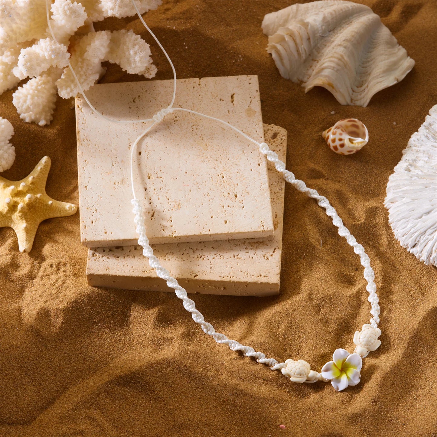 Bohemia Conch Beads Braided Necklaces For Women Pink Green Cute Little Daisy Flower Choker Hand Woven Summer Beach Party Jewelry