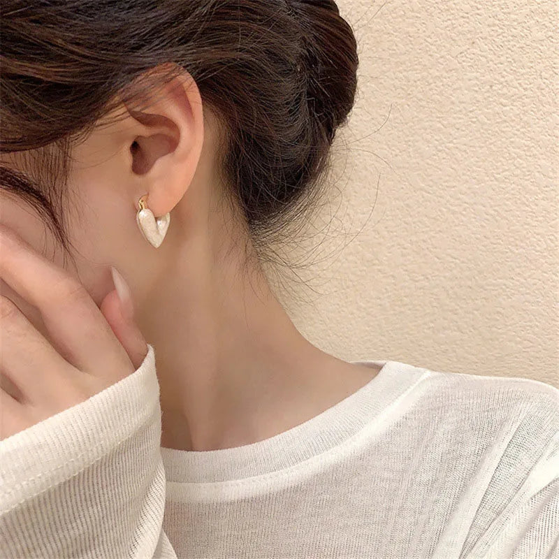 Kpop Heart Pendant Earrings for Women Korean Summer Trinket Jewelry Vacation Accessories Hip Hop French Enamel Earring